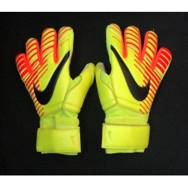 GĂNG TAY THỦ MÔN NIKE