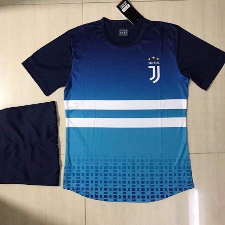 Bộ quần áo CLB Juvetus